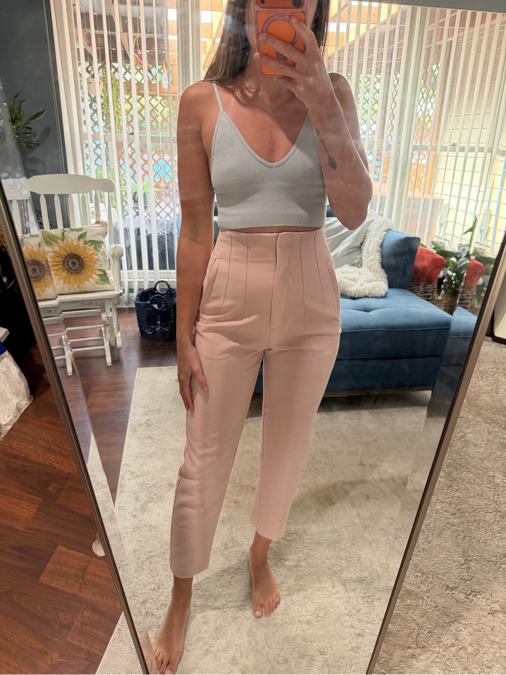 Zara High-Waist Cropped Pleat Pants in Blush Pink